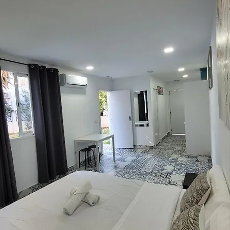 Hotel Ayz Silvela - Auto Check-in *