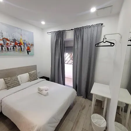 Ayz Silvela - Auto Check-in *