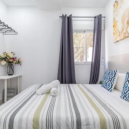 Ayz Silvela - Auto Check-in * Málaga