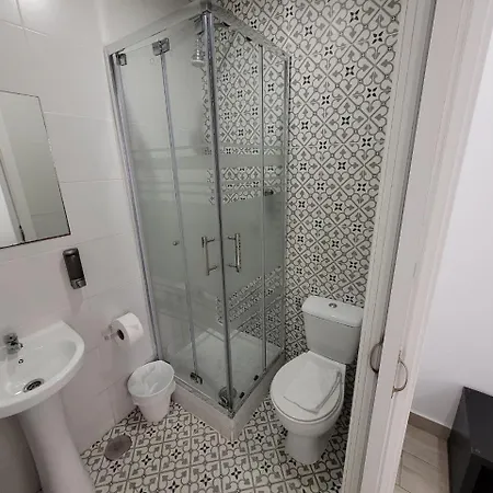 Hotel Ayz Silvela - Auto Check-in Málaga