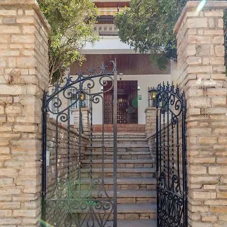 Hotel Ayz Silvela - Auto Check-in