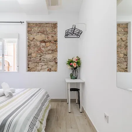 Ayz Silvela - Auto Check-in Hotel Málaga