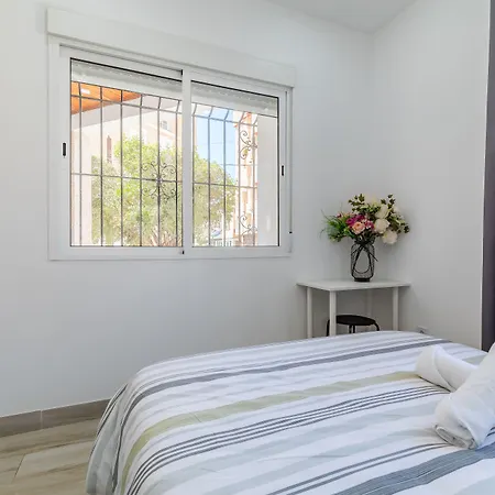 Hotel Ayz Silvela - Auto Check-in