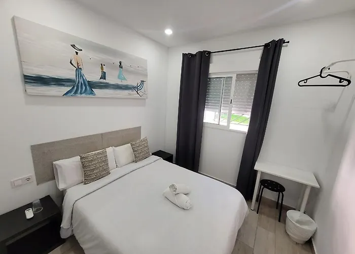 Ayz Silvela - Auto Check-in فندق *