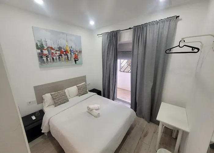 فندق Ayz Silvela - Auto Check-in مالقة