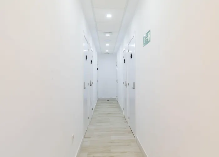 Ayz Silvela - Auto Check-in فندق *