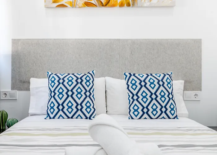 فندق Ayz Silvela - Auto Check-in *