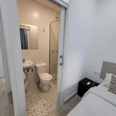 Hotel Ayz Silvela - Auto Check-in